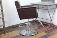 　理容　美容器具　中古　オオヒロ製　セット椅子　『レオン』　(ブラウン)　2