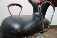 【SOLD OUT】理容　美容器具　中古　タカラベルモント製　セット椅子　『コルポ』　(ブラック)　2