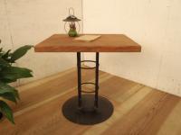 【SOLD OUT】　理容　美容室　店舗家具　『無骨で錆びた古い鉄脚の木製テーブル』