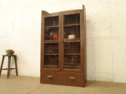 【SOLD OUT】　理容　美容室　店舗家具　『波ガラスの木製キャビネット』