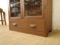 【SOLD OUT】　理容　美容室　店舗家具　『波ガラスの木製キャビネット』