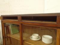 【SOLD OUT】　理容　美容室　店舗家具　『隠し収納付のレトロな木製収納チェスト』