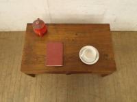 【SOLD OUT】　理容　美容室　店舗家具　『小振りサイズの古い木製文机』